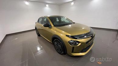 Lancia Ypsilon Hybrid e-DCT Edizione Cassina