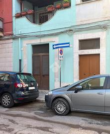 2 LOCALI A BARLETTA