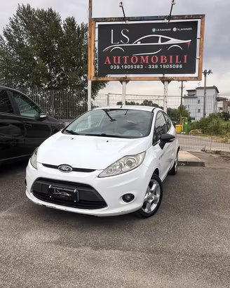 Ford Fiesta 1.4 TDCi 70CV 3 porte Titanium