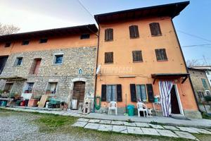 SM096 - CASA INDIPENDENTE IN PICCOLO BORGHETTO