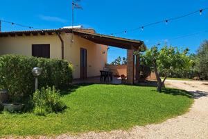 Casa a sciacca immersa nella natura