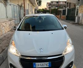 Peugeot 208 Diesel full optional