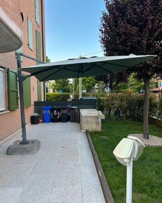 Ombrellone FRAMA 3x3 decentrato in alluminio