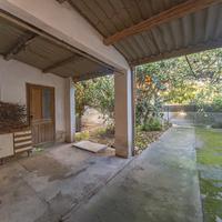 Indipendente con terrazza e giardino