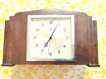 Orologio Junghans da tavolo vintage