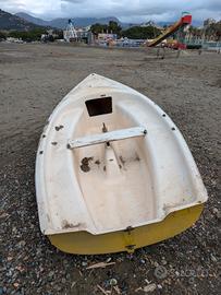 BARCA A VELA USO PESCA