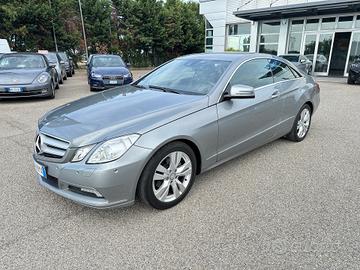 Mercedes-benz E 200 Coupé Avantgarde - 2010