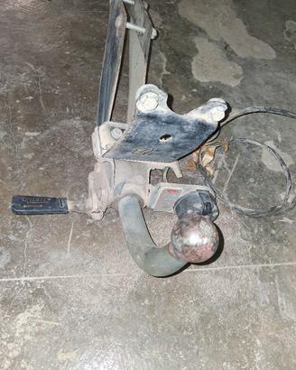 gancio traino per  fiat panda....