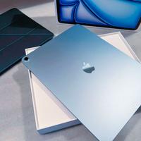 IPad Air 13" M3 256GB pratic. nuovo, in garanzia