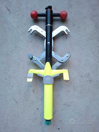 ANTIFURTO BULLOCK - Blocca Pedali Auto