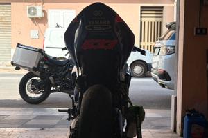 Yamaha R3 pista