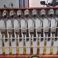 Set posate con Oro 16 carati.