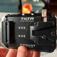 Tilta V-Mount Adapter/piastra,  RED Komodo OG