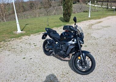 Yamaha MT 09 Y-AMY maggio 2025 UNIPRO 