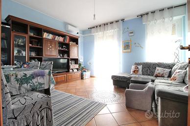 3 LOCALI A MARIANO COMENSE