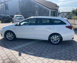 Toyota Auris prius 1.8 Hybrid executive automatica