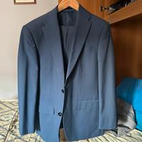 Vestito elegante uomo