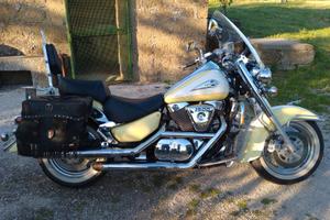 Suzuki VL Intruder 1500 - 2001