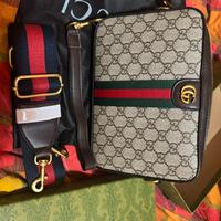 Pochette gucci