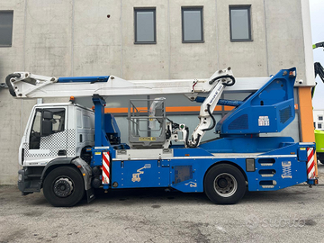 Piattaforma aerea 32 m