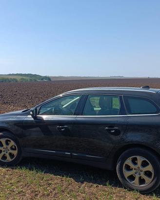 Volvo XC60 2.4 D5
