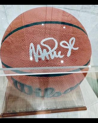 Pallone da Basket Autografato da Magic Johnson