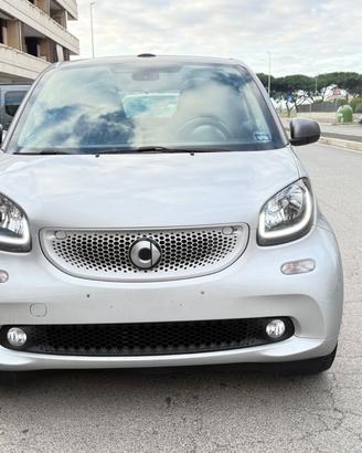 Smart ForTwo 90 0.9 T twinamic cabrio Passion LED 