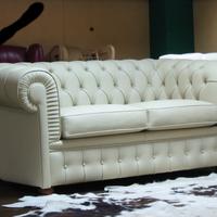 divano sstile chester bianco avorio