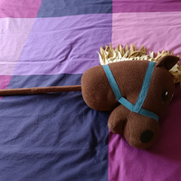 Gioco cavallo da cavalcare peluche