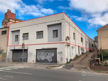CAGLIARI Ampio locale open space