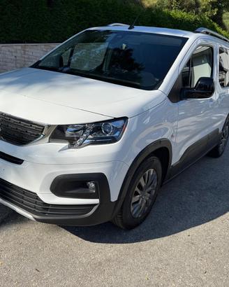 PEUGEOT Rifter BlueHDi 100 S&S Allure Standard PRE