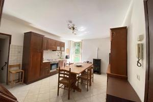 4 LOCALI A VIGNANELLO