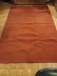 Tappeto rosso in fibra tessuta IKEA – 172x252 cm