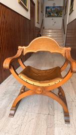 Poltrona curule stile Savonarola