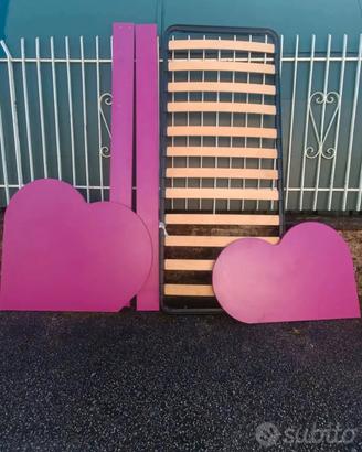 Struttura letto a cuore
