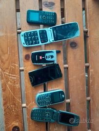 Cellulari  vecchi x collezione 