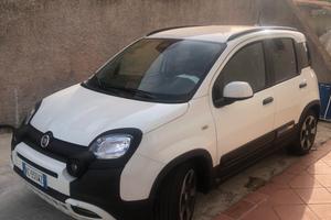 FIAT PANDA 1.0 HYBRID CROSS FULL OPTZIONAL