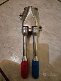 Rubinetto a pedali per locali