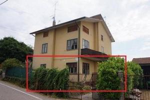 Immobile in asta di 112 m² con 3 locali e box auto