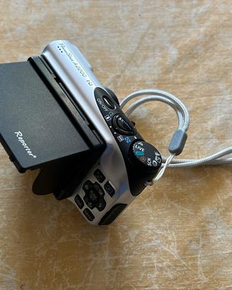 Canon PowerShot A2200 HD con paraluce