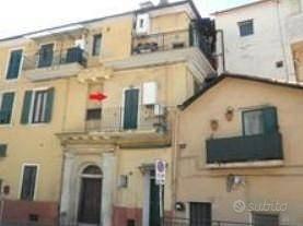 Immobile in asta di 65 m² con 2 locali a Imperia
