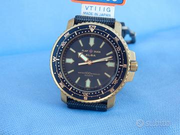 Alba Quartz Outdoor Sports Flap Duck 1993 NOS