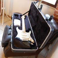 CHITARRA ELETTRICA FENDER STRATOCASTER ORIGINALE  