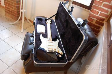 CHITARRA ELETTRICA FENDER STRATOCASTER ORIGINALE  