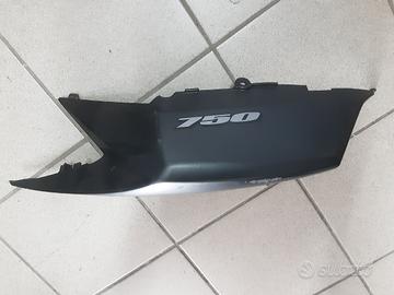 Carena codone posteriroe sx suzuki gsx 750 r 08/10