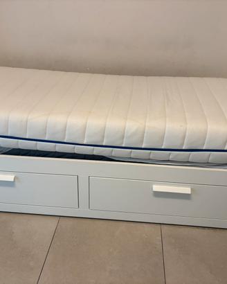 Letto con cassetti e letto  estraibile ikea