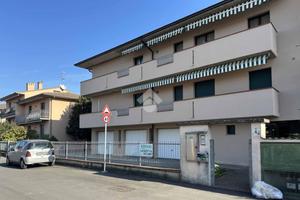 3 LOCALI A CRESPIATICA