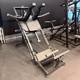 LEG PRESS/HACK SQUAT