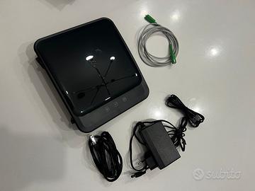Modem Fastweb Fastgate con accessori e Stick sfp