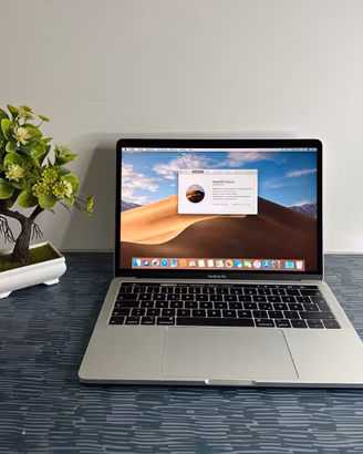 MacBook Pro 2018 Garanzia Fattura Spedizione Apple